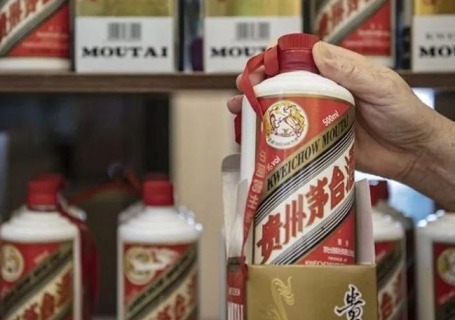 二手茅台酒回收行情持续下跌，2024年茅台酒行情还乐观吗？