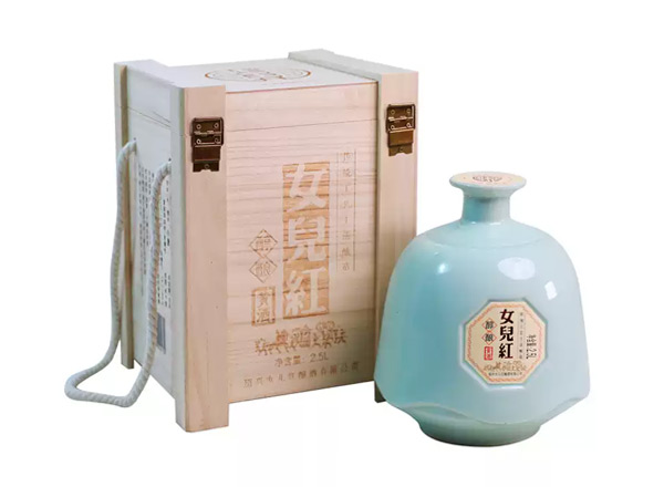二手回收绍兴女儿红黄酒醇酿花雕酒木质礼盒2.5L坛装黄酒行情价格